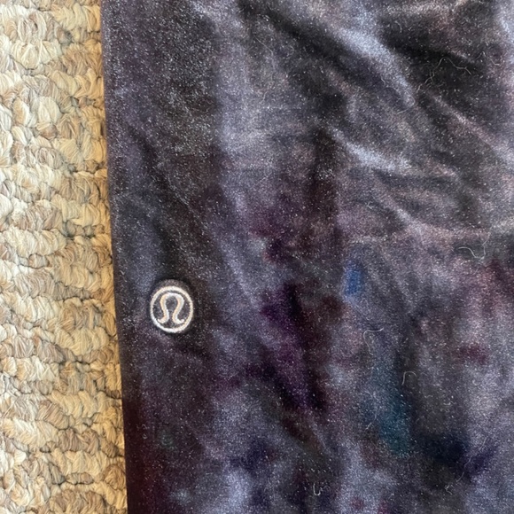 Lululemon HR Jogger velour. Like new. Size 10 - Picture 4 of 10